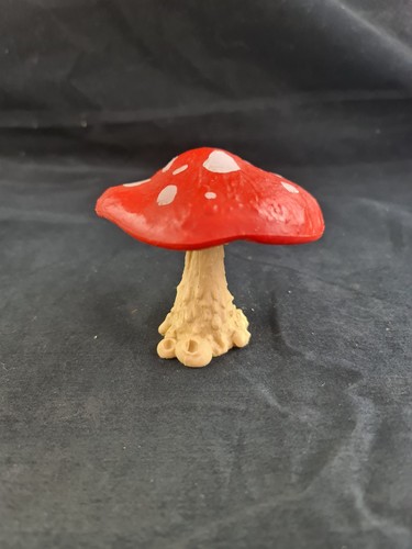 Pilz fliegenpilz die - fliegenpilz,