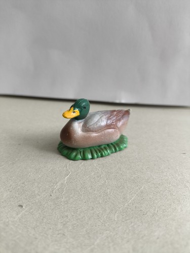 Schleich ente auf gras - ente, alt